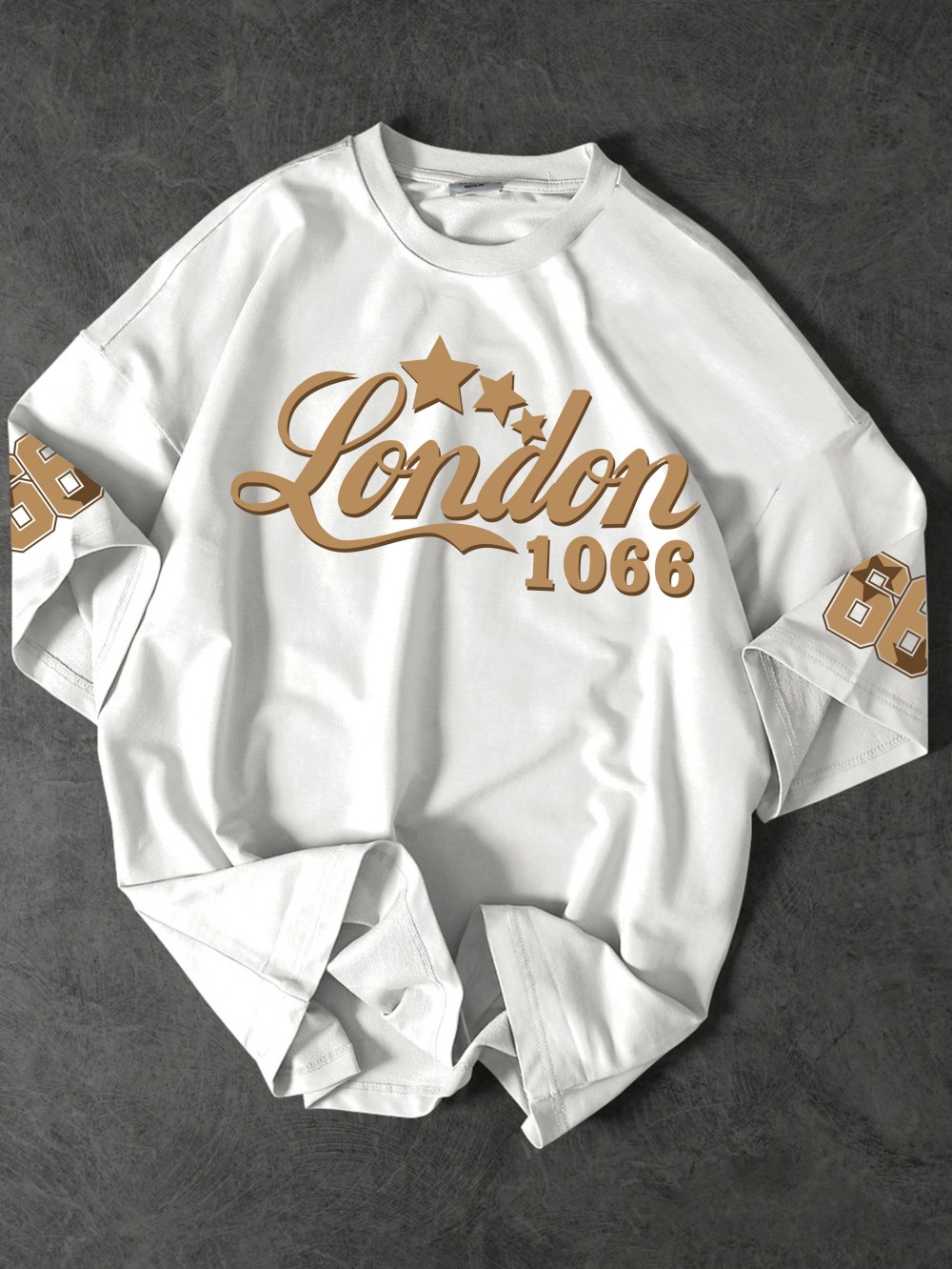 Street Fashion In London - Fashionable American men's summer retro 1066