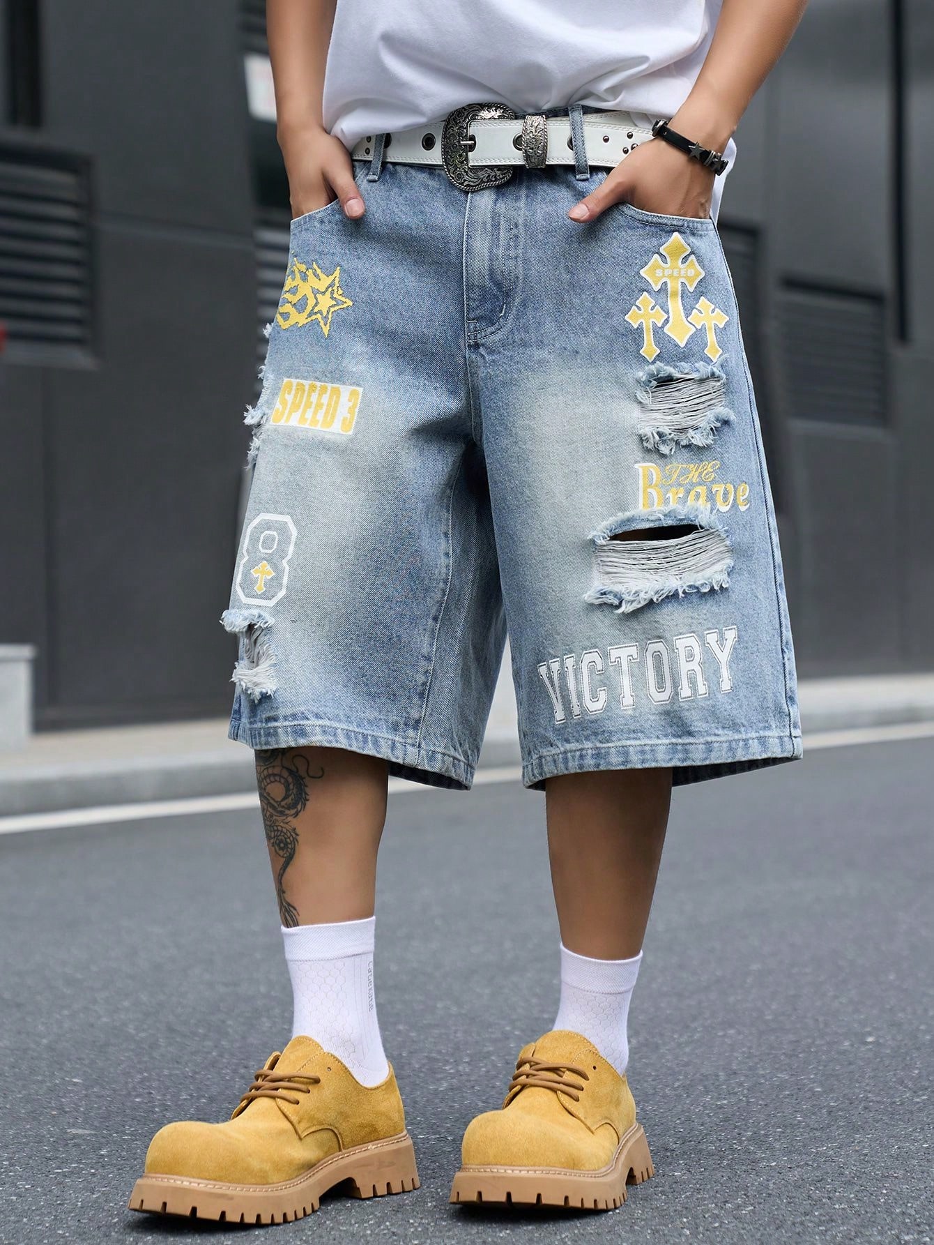 Men's Loose Fit Denim Bermuda  - огляд і ціна Distressed Jean Rip
